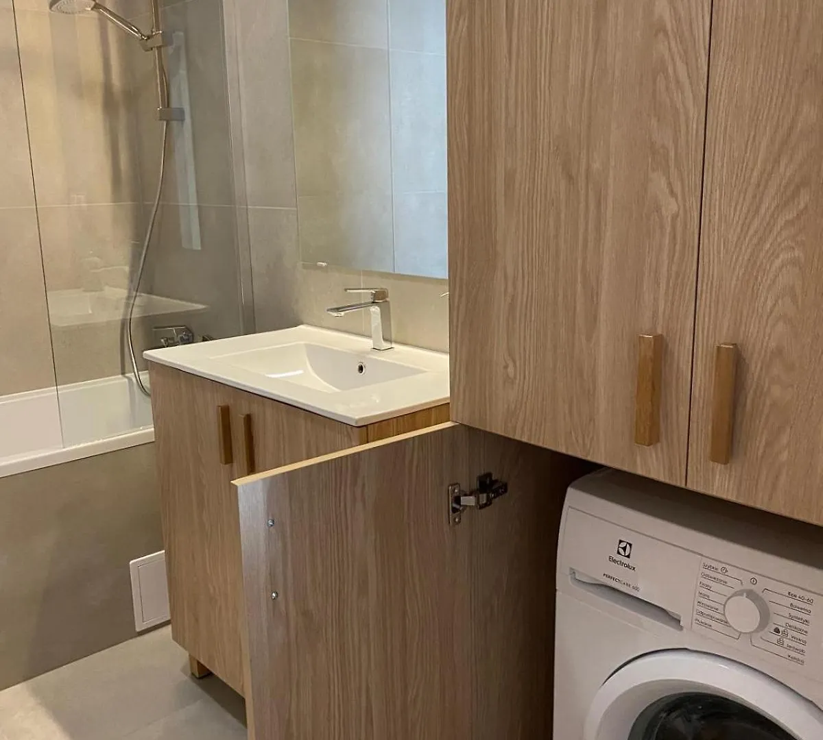 Apartment Cobby Apartament Jezyce Poznan